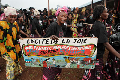 Women gather for the opening ceremony of City of Joy (Credit - VDay)